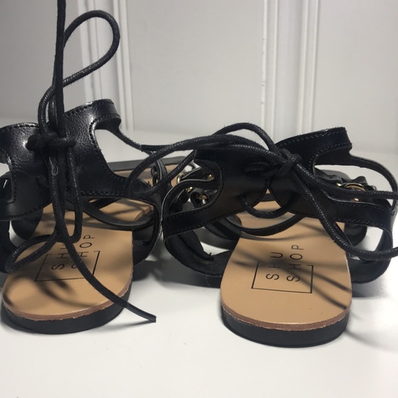 *2/15* Sandal Deal!! - Picture 4 of 5